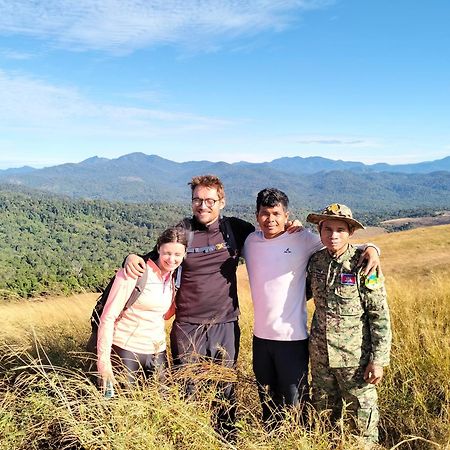 Ratanakiri Farmhouse & Trekking Banlung Eksteriør bilde