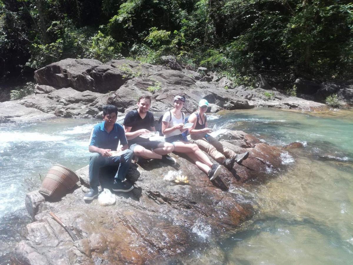 Ratanakiri Farmhouse & Trekking Banlung Eksteriør bilde
